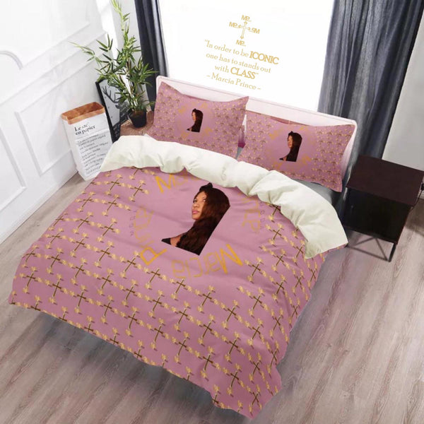 Luxurious designer 3 piece bed set