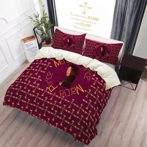 Luxurious designer 3 piece bed set