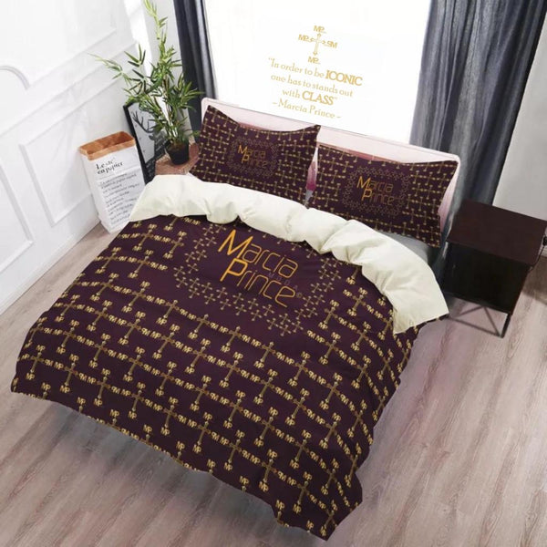 Luxurious designer 3 piece bed set, every style can be order to your colour